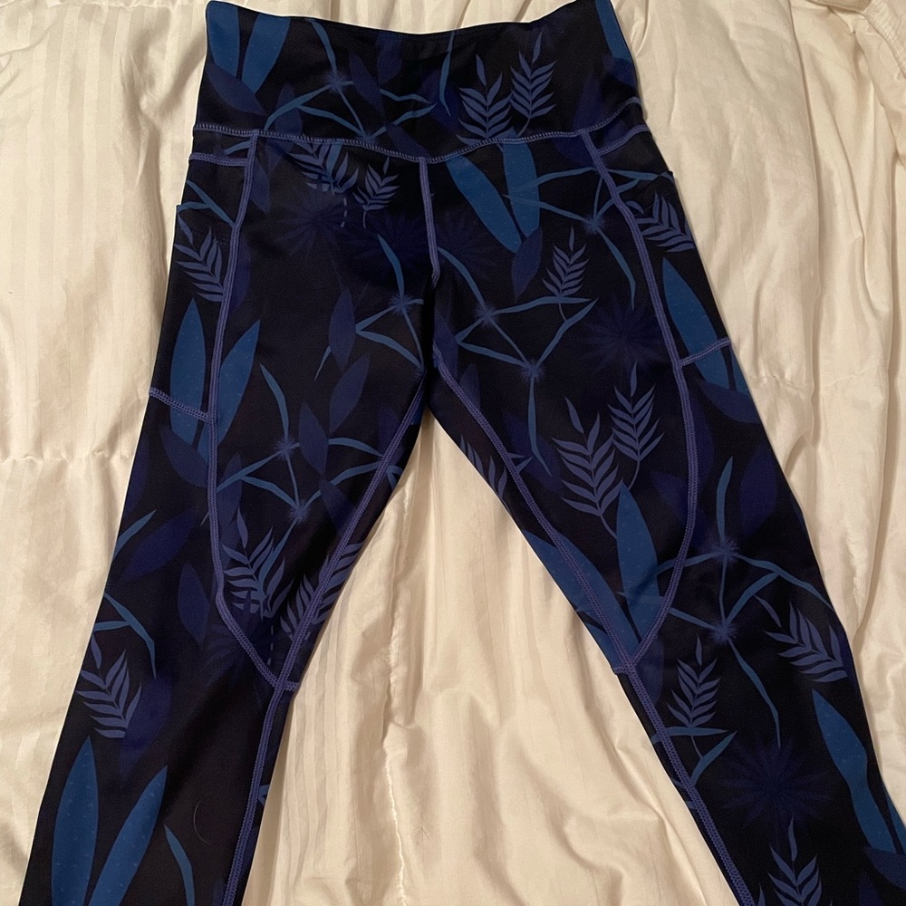 Zyia high waist 6-8 capri